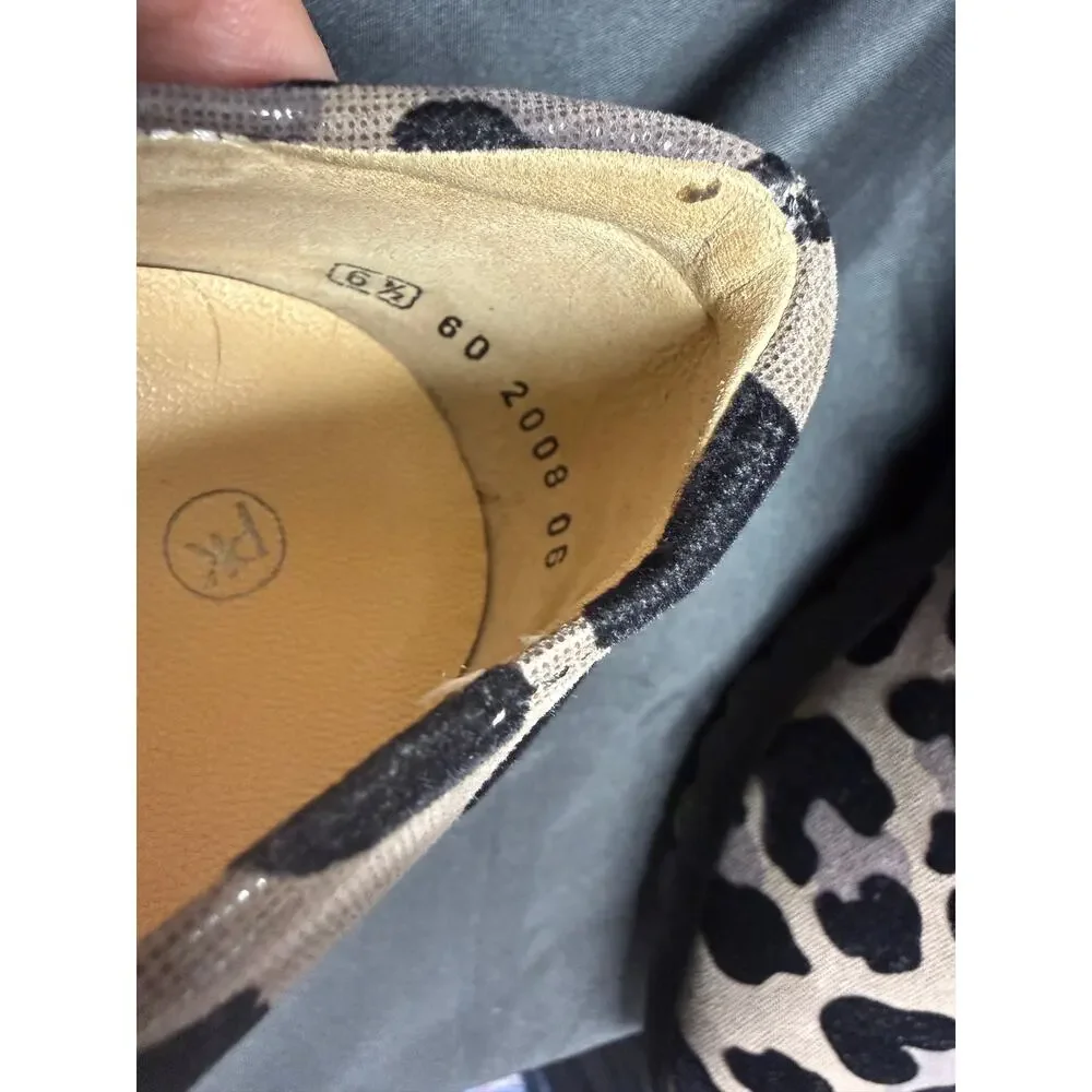Peter Kaiser Size 6 1/2 Animal Print Loafers Comfort Slip On Shoes Lightweight